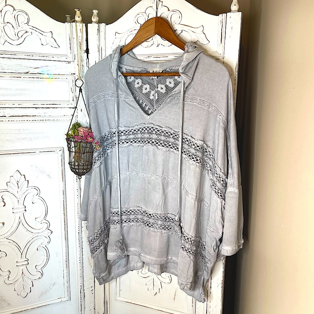 POL gray pullover top